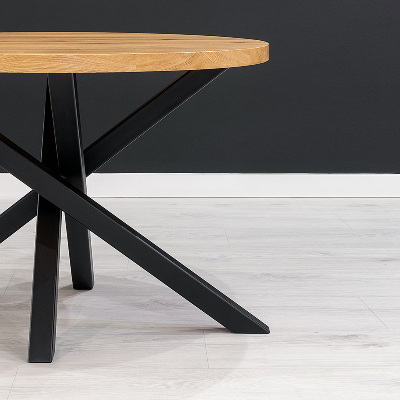 Runder Aster-Tisch aus Massivholz
